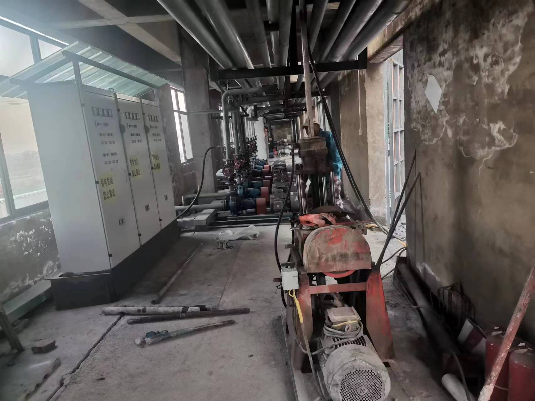 苏尼特左房屋地基沉降注浆